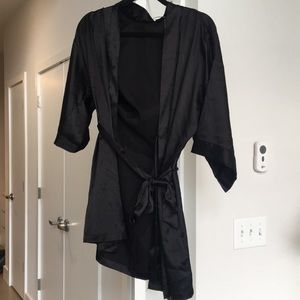 Silk robe with waist tie